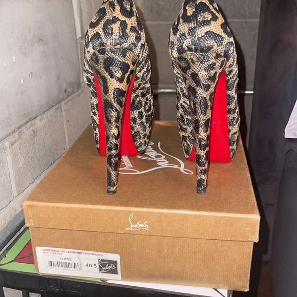 Daffodile 160 Jacquard Leopard/GG - Picture 11 of 14